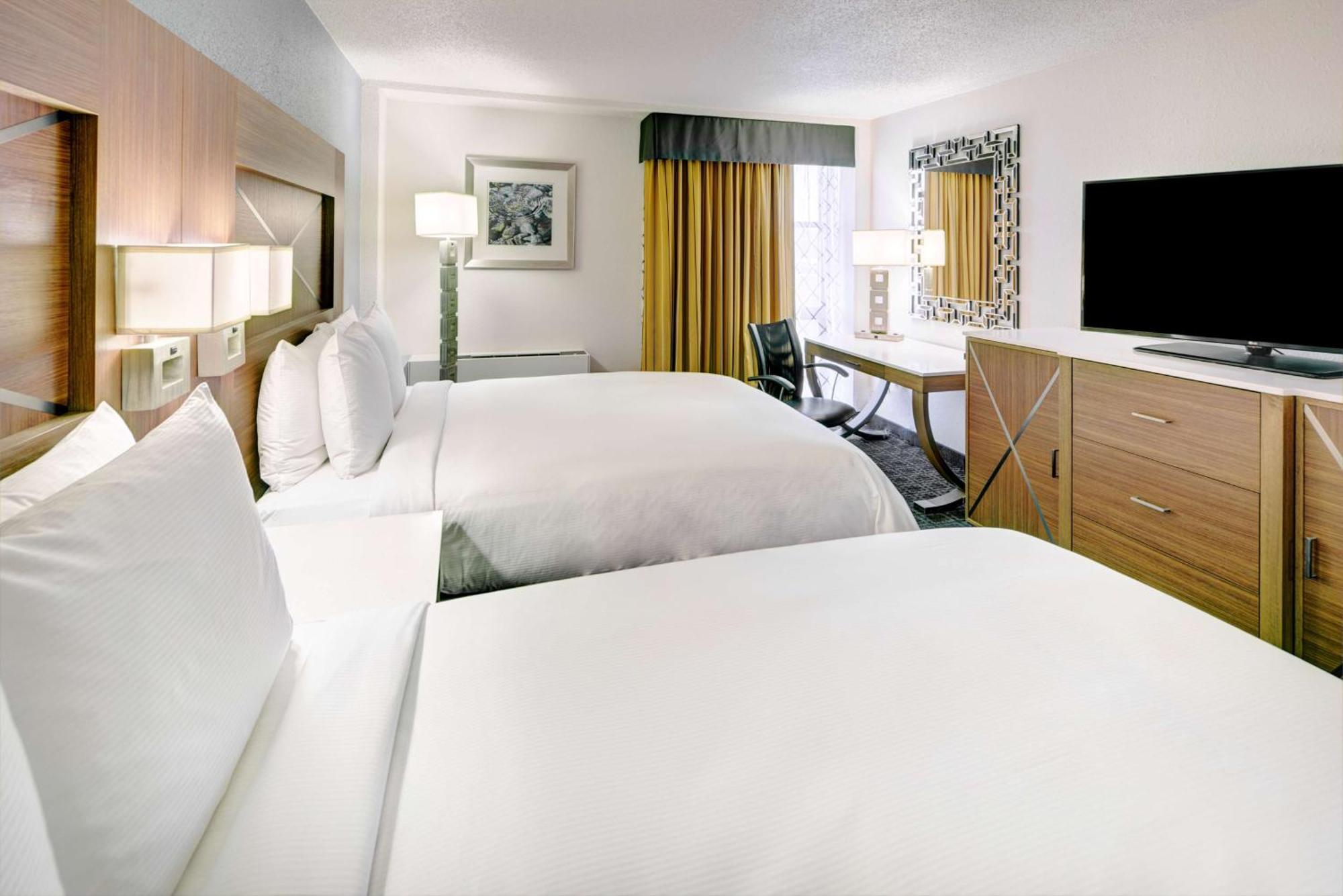 Doubletree By Hilton Milwaukee Downtown Hotel Kültér fotó