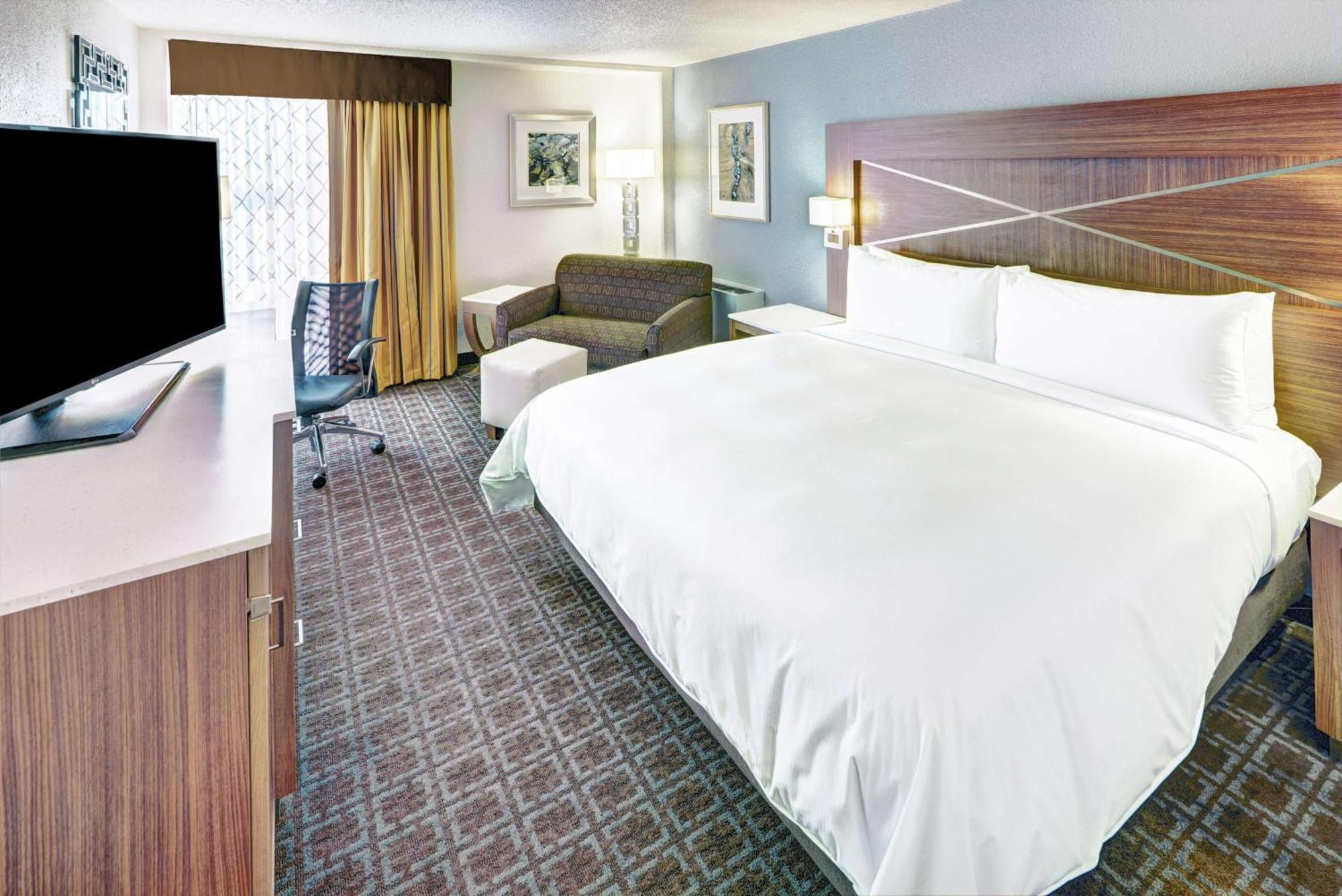 Doubletree By Hilton Milwaukee Downtown Hotel Kültér fotó