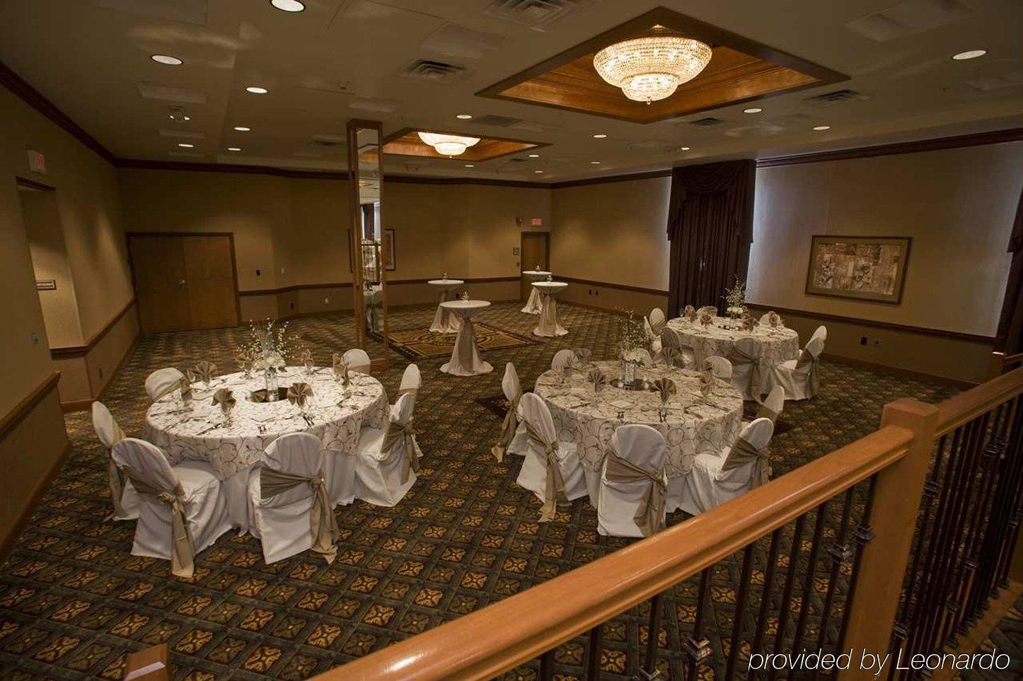 Doubletree By Hilton Milwaukee Downtown Hotel Étterem fotó