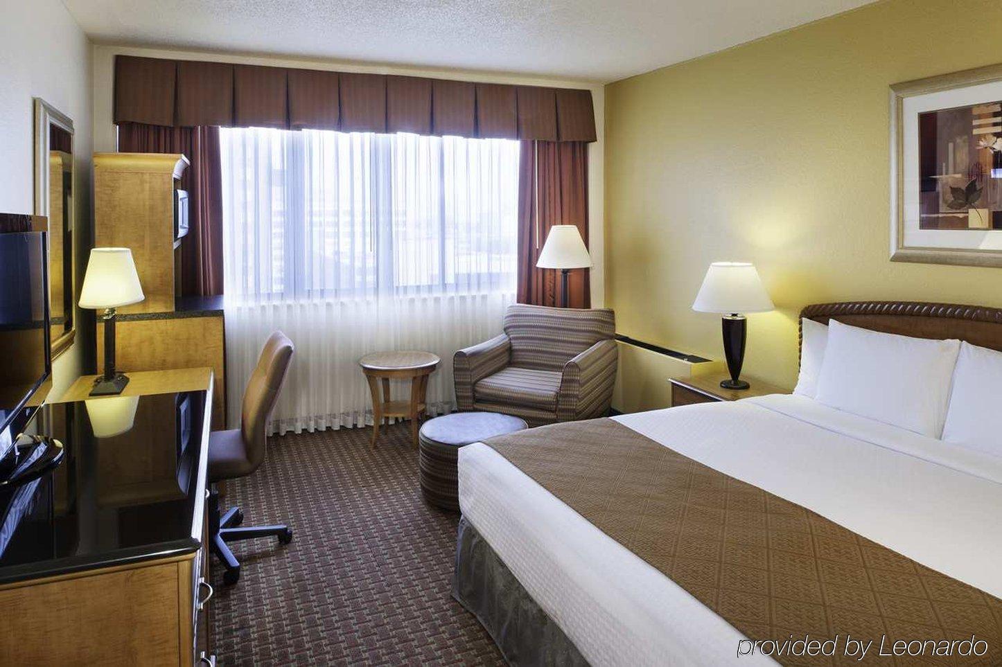 Doubletree By Hilton Milwaukee Downtown Hotel Kültér fotó