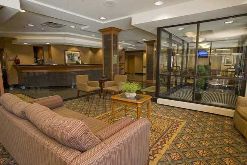 Doubletree By Hilton Milwaukee Downtown Hotel Beltér fotó