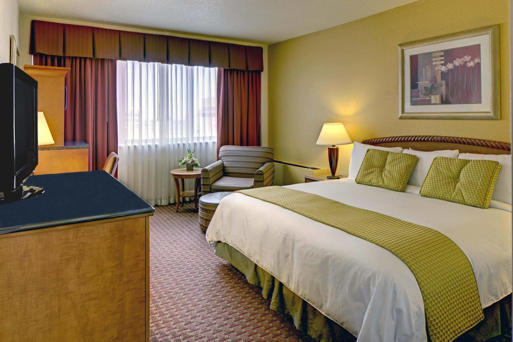 Doubletree By Hilton Milwaukee Downtown Hotel Kültér fotó